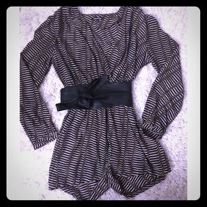 Shorts romper with faux leather belt